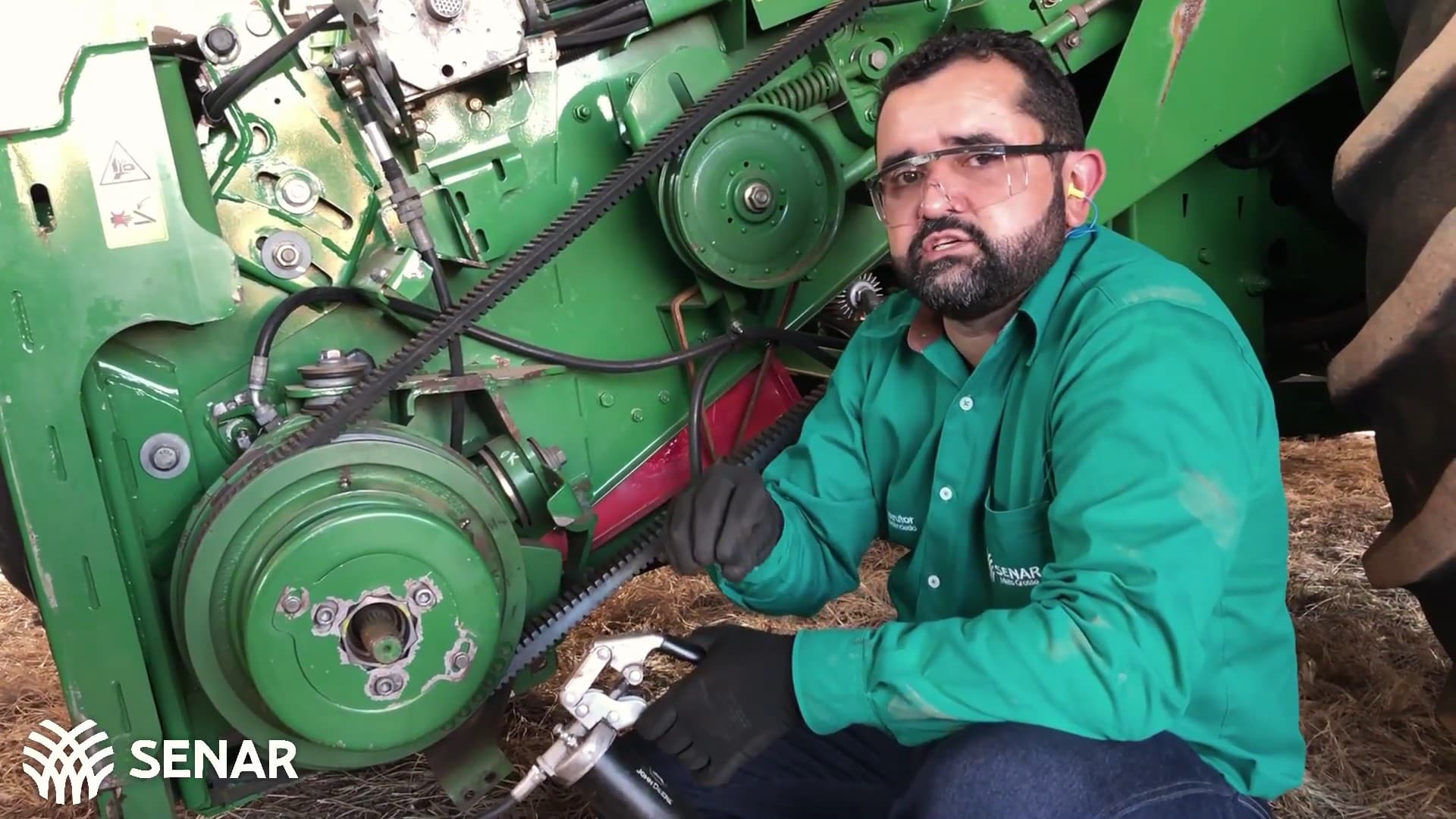 Instrutor de MT recebe prêmio do Concurso Senar Brasil