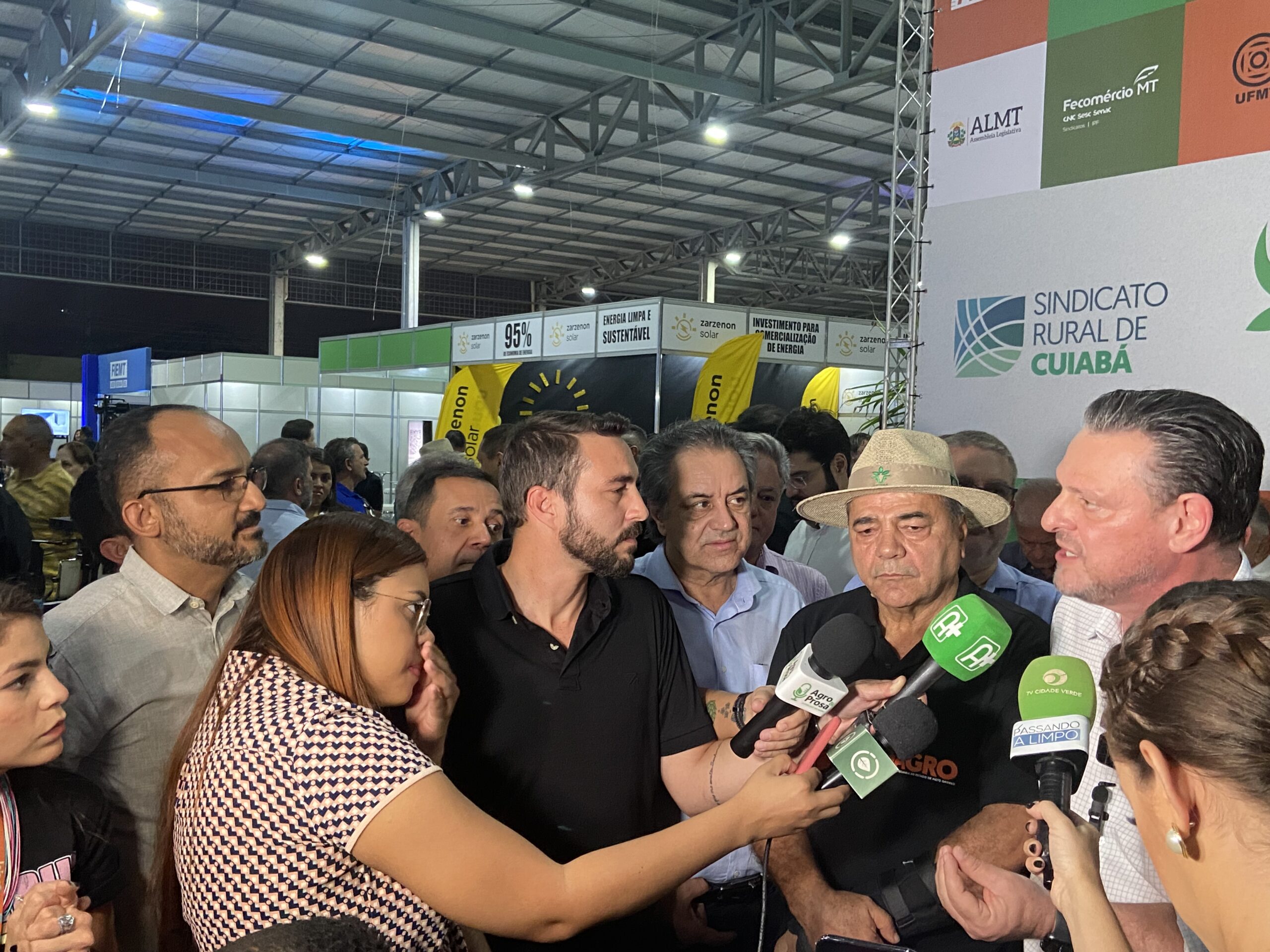 Fávaro sugere debate mundial sobre crises sanitárias